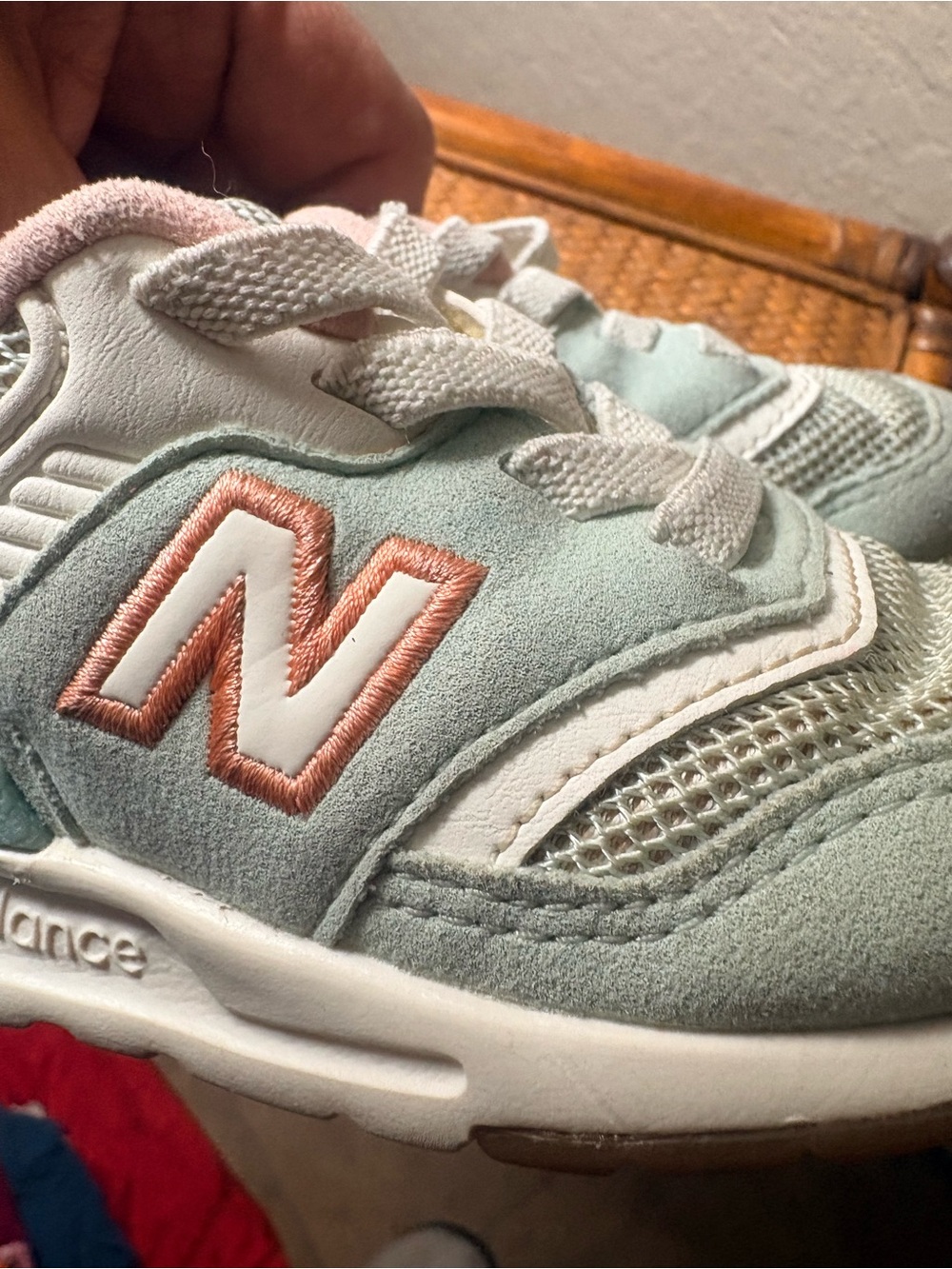 New Balance Kids Light Blue & Pink Lace-Up Sneakers - Picture 6 of 8